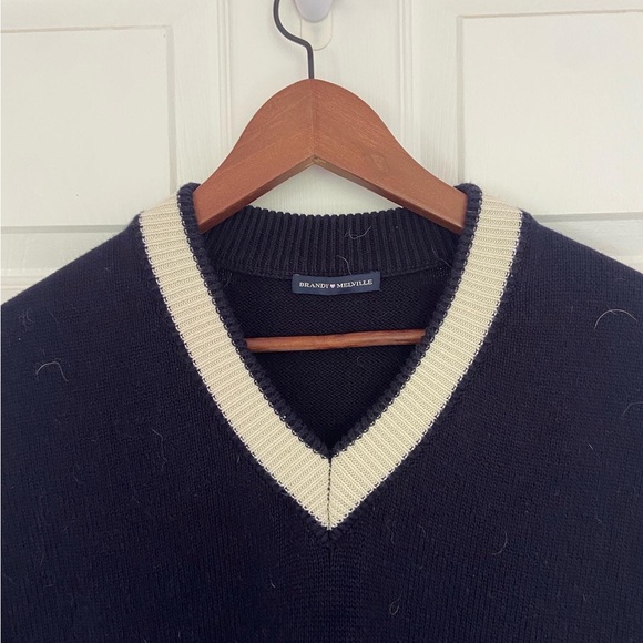 sweater vest - Picture 1 of 3